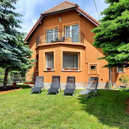 Harmonia Vendeghaz Apartment Balatonalmadi Exterior photo