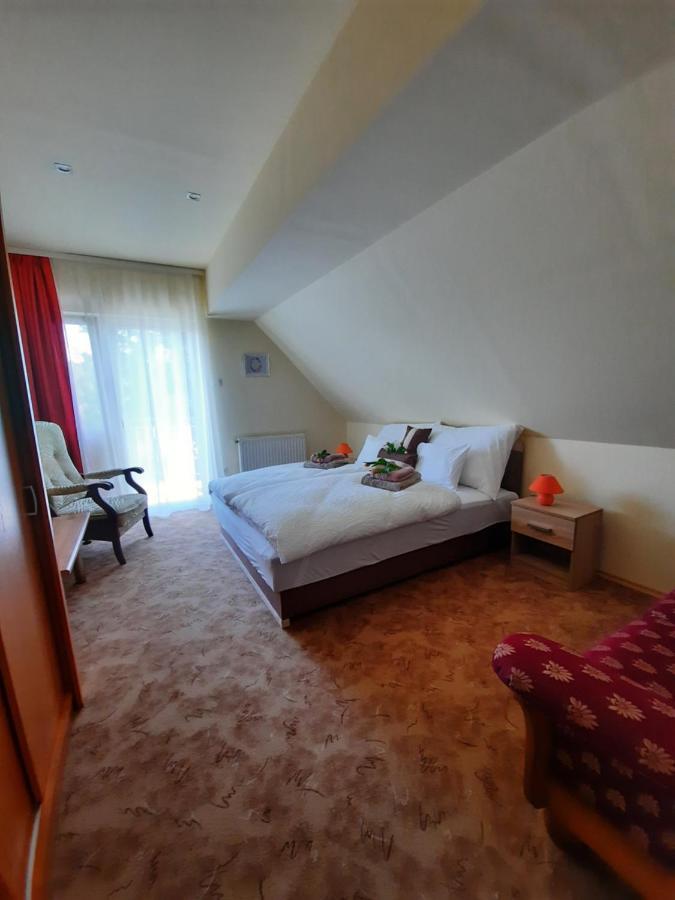 Harmonia Vendeghaz Apartment Balatonalmadi Exterior photo