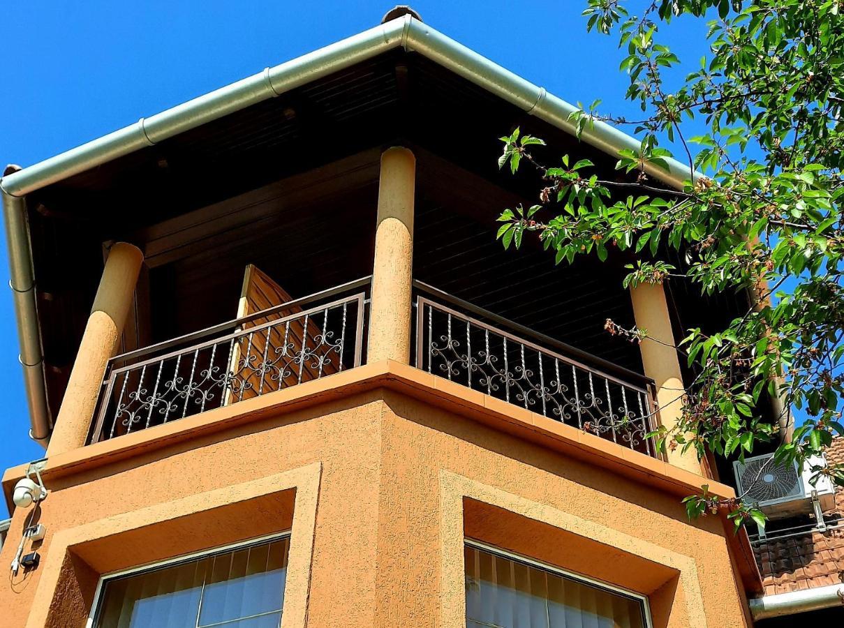 Harmonia Vendeghaz Apartment Balatonalmadi Exterior photo