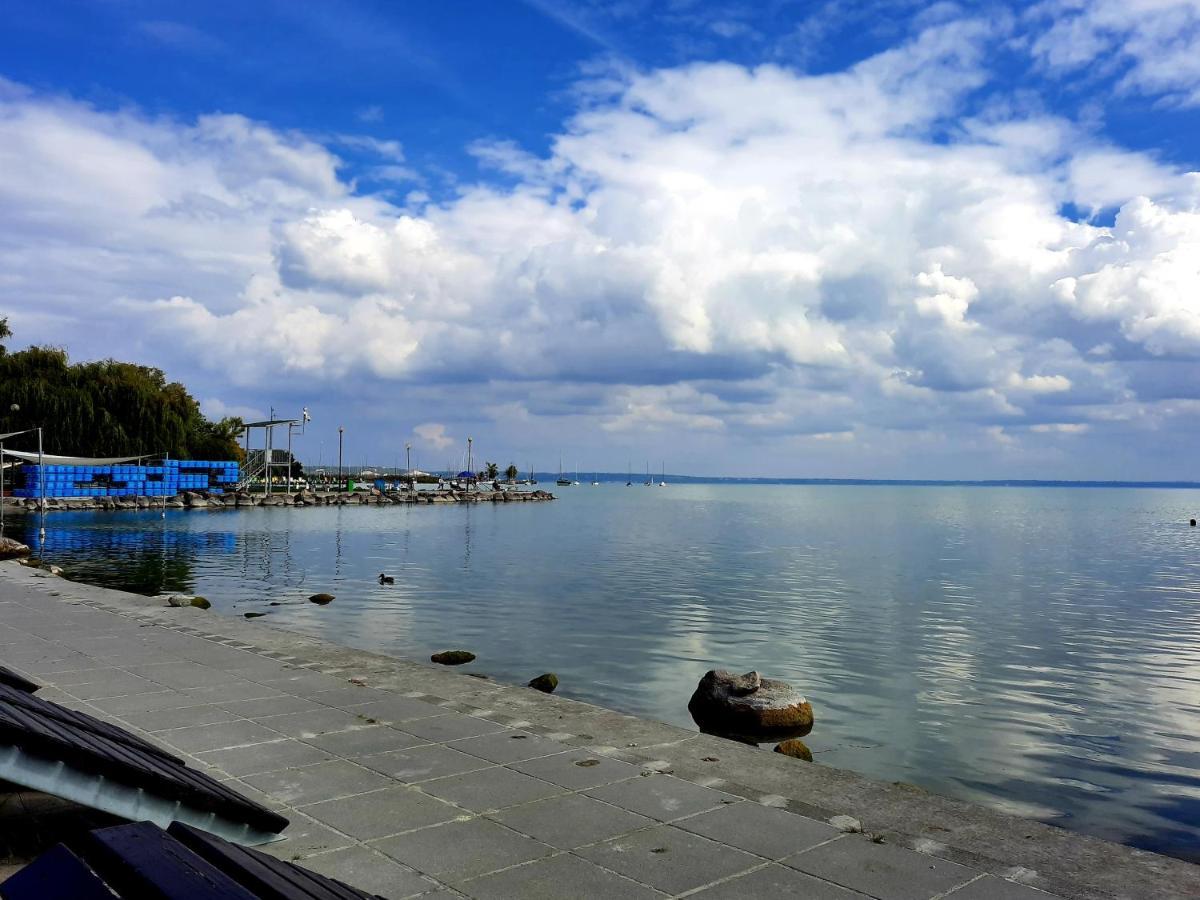 Harmonia Vendeghaz Apartment Balatonalmadi Exterior photo